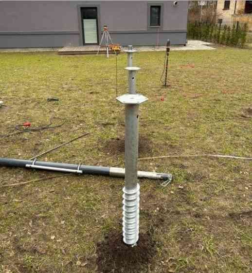 Aluminum Ground Mount Pile Screw Foundation